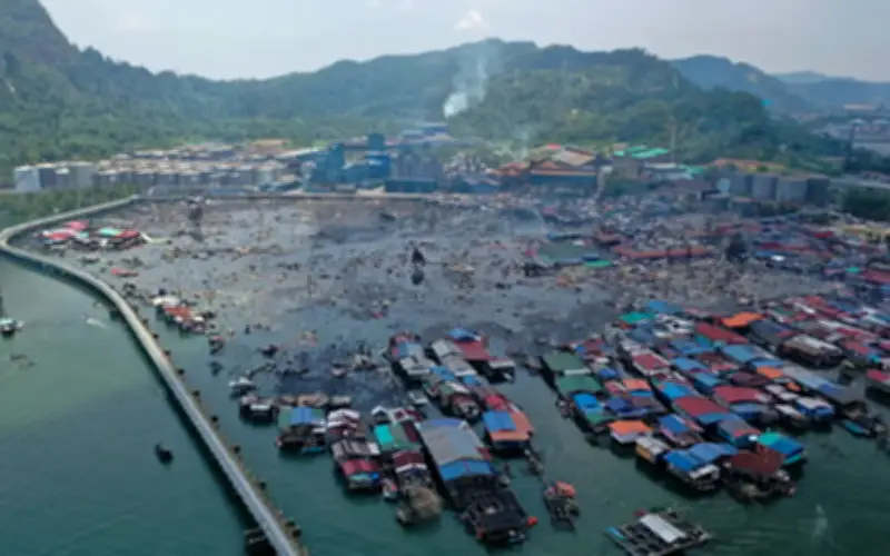 PM Anwar umum bantuan tunai RM1,500 untuk keluarga mangsa kebakaran Sandakan