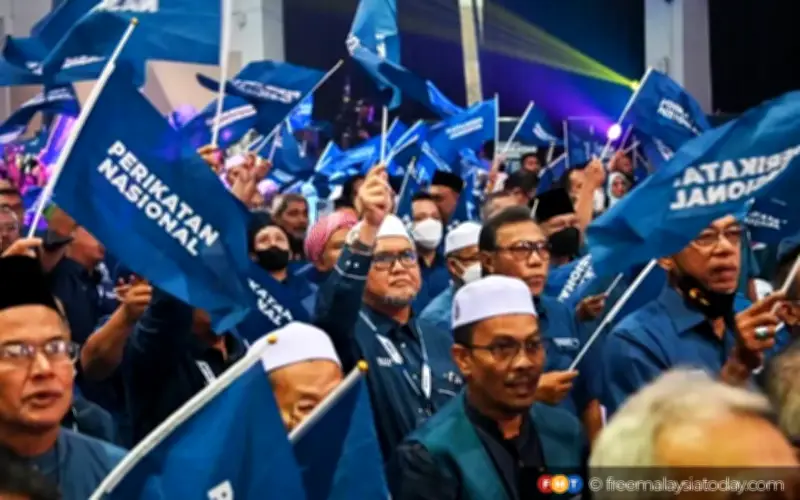 PN Sukar Tembusi Kerusi Campuran, Kitar Semula Isu UMNO-DAP di Perak