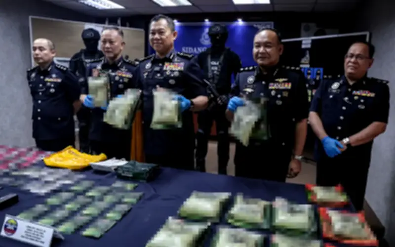 Polis Johor tumpaskan sindiket dadah, rampas RM1.8 juta