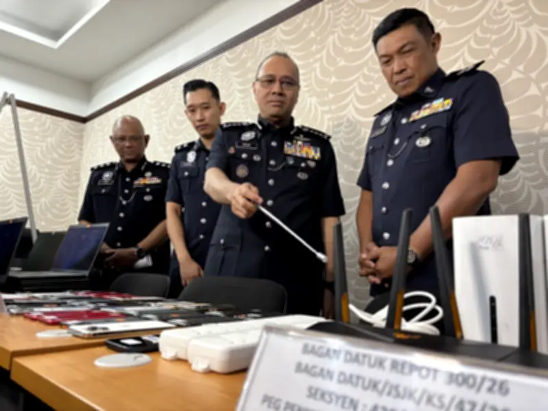 Polis Perak Serbu Pusat Panggilan Scam Crypto di Bagan Datuk, Tangkap 22 Warganegara China
