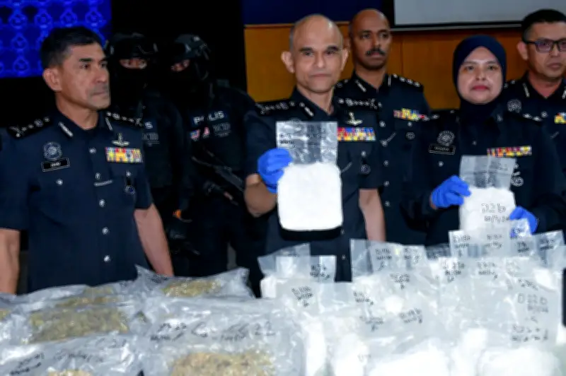 Polis Selangor Musnahkan Sindiket Dadah di KLIA, Rampas Dadah Bernilai RM5.45 Juta
