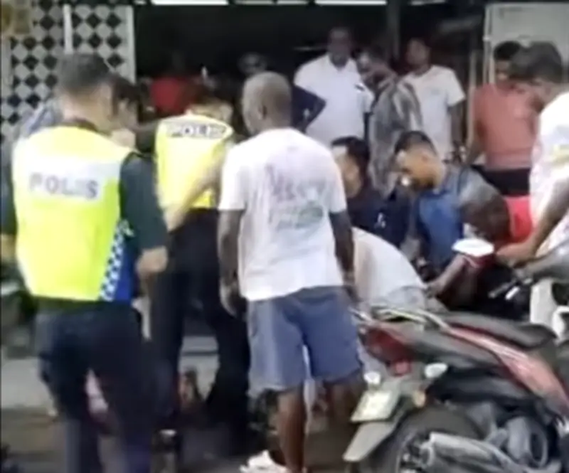 Polis Tangkap Lelaki Bersenjata Parang Selepas Amuk di Restoran Kuala Langat
