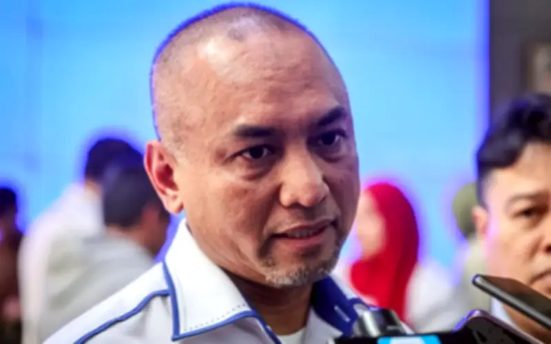 Presiden dan CEO Prasarana, Amir Hamdan, letak jawatan selepas lapan tahun