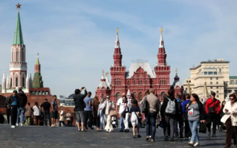 Rusia Raih Keuntungan Berbilion Euro Akibat Penutupan Selat Hormuz