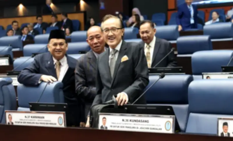 Sabah desak Putrajaya bayar RM3.019 bilion hasil 40 peratus segera