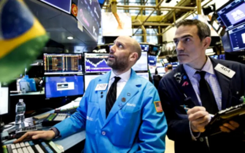 Saham AS Naik Rekod Baru Didorong Harapan Damai Iran, Harga Minyak Melonjak