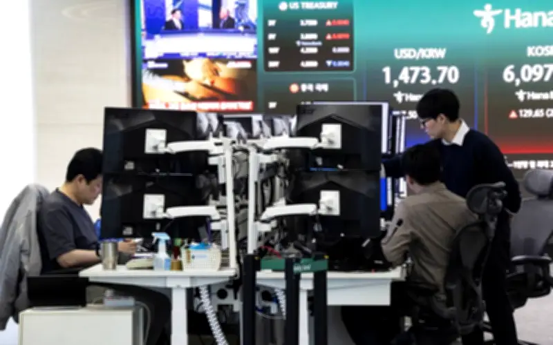 Saham Asia Naik Harapan Perbincangan Keamanan Iran, Sidang Warsh Menanti