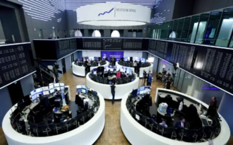 Saham Merosot Apabila Keraguan Gencatan Senjata Timur Tengah Naikkan Harga Minyak