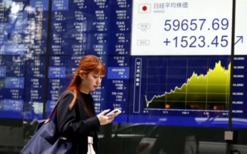Saham Naik Selepas Trump Lanjutkan Gencatan Senjata Iran, Minyak Kekal Dekat AS$100
