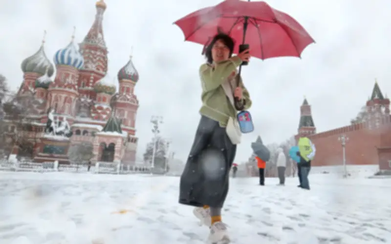 Salji Luar Biasa Landa Moscow, Catat Rekod Baharu 55 Tahun
