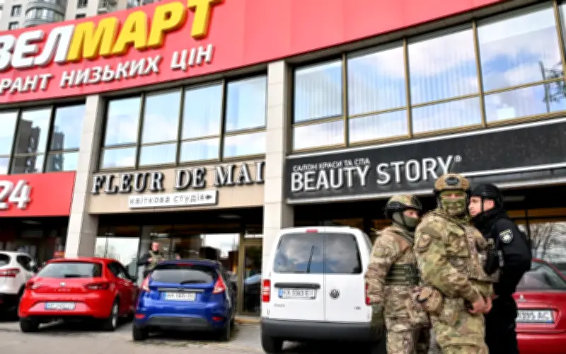 Sekurang-kurangnya 6 Terbunuh dalam Serangan Penembak di Kyiv, Ukraine