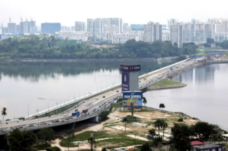 Skim teksi rentas sempadan Malaysia-Singapura diperluas mulai 4 Mei