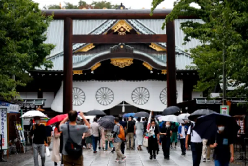 Takaichi Teruskan Tradisi Penghantaran Persembahan ke Kuil Yasukuni Meskipun Ketegangan Serantau