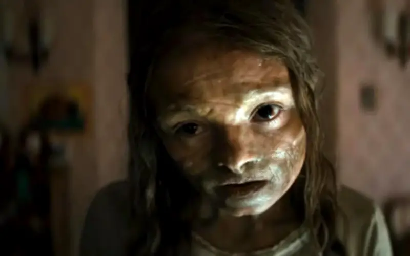 ‘The Mummy’ Lee Cronin: Mimpi Ngeri Penuh Potensi Yang Tersasar