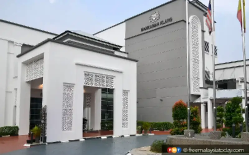Tiga individu termasuk isteri bebas tuduhan bersubahat bunuh suami