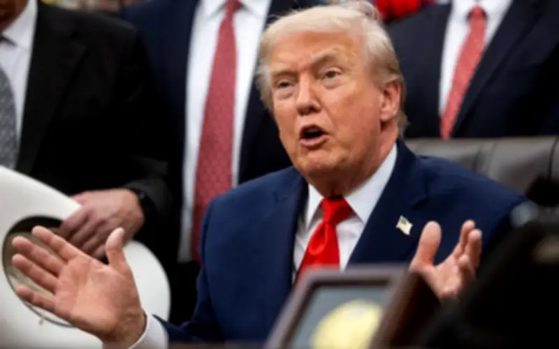 Trump perintah tentera laut AS musnahkan kapal periuk api Iran di Selat Hormuz