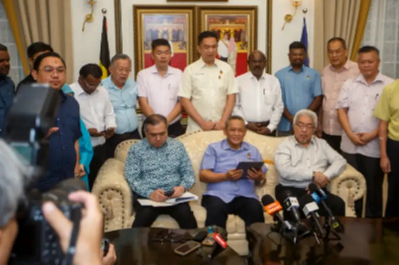 Tukar MB Negeri Sembilan? Undi tidak percaya masih 'piawai emas', kata peguam
