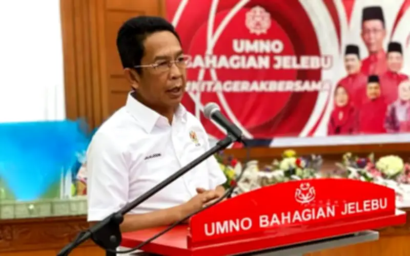 Umno nafi buat perjanjian awal dengan PN untuk tumbangkan Aminuddin