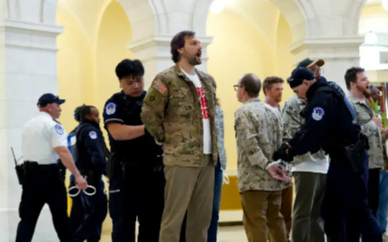 Veteran Tentera AS Ditahan di Capitol Hill Bantah Perang Iran
