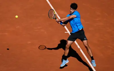 Alcaraz Atasi Virtanen di Pusingan Pertama Terbuka Barcelona