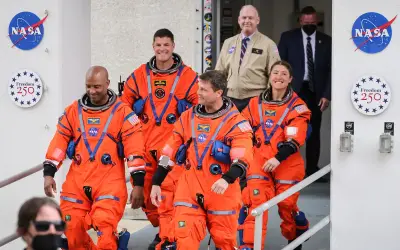 Angkasawan Artemis Seru Perpaduan Selepas Lihat Bumi Sebagai 'Bot Penyelamat' di Angkasa