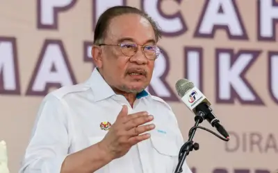 Anwar Seru Hentikan Kontroversi Diesel ke Filipina, Urus Niaga Milik Syarikat Asing Vitol