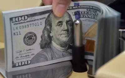 Dolar AS Stabil Meskipun Ketidakpastian Perang Iran Berterusan Walaupun Trump Lanjutkan Gencatan Senjata