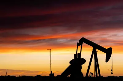 Harga Minyak Terus Meningkat, Saham Merosot Ekoran Kebuntuan Rundingan