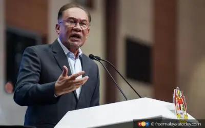 Kerajaan Terus Kaji Semula Harga Minyak dan Barang Keperluan