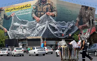 Pengawal Revolusi Iran Ancang Musuh Terperangkap dalam 'Pusaran Maut' di Hormuz