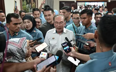 PKR Hanya Bertanding di Kawasan Kuat, Tolak Bahagian Lemah Tanpa Hasil - Anwar