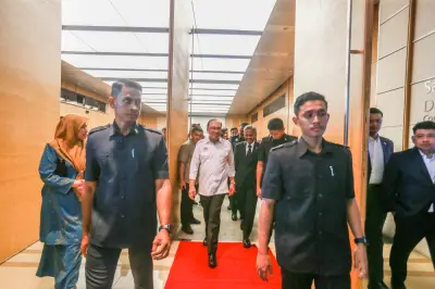 PM Anwar Tegas Kerajaan Tidak Akan Diam Hadapi Krisis Global, Kepentingan Rakyat Utama
