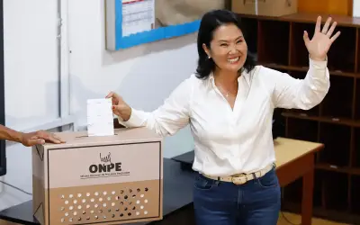 Pusingan Kedua Menanti Fujimori Memimpin Undian Pilihan Raya Peru Yang Bermasalah