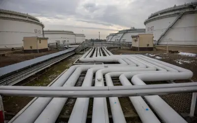 Ukraine Sambung Semula Saluran Paip Minyak Rusia ke Eropah