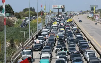 Warga Lebanon yang Dipindahkan Ragu-Ragu Pulang ke Rumah Ketika Gencatan Senjata Tidak Pasti