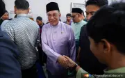 Anwar Gesa Tenang, Utamakan Isu Ekonomi Berbanding Tindakan Terhadap Rafizi