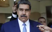 Askar AS didakwa hasilkan AS$400,000 menerusi pertaruhan penyingkiran Maduro