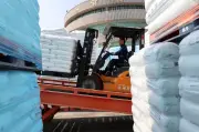 Bekalan Plastik Malaysia Stabil Walaupun Gangguan Global, Kata Fadillah