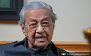 Dr M: Orang Melayu Sendiri Patut Dipersalahkan Atas Perpecahan Komuniti