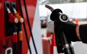 Harga Diesel Turun 75 Sen, RON95 dan RON97 Turun 25 Sen Mulai Esok