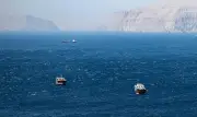 Kapal Tangki Dikenakan Sekatan AS Lalui Selat Hormuz Meskipun Sekatan Amerika
