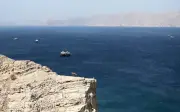 Laluan Hormuz Sepi, Rundingan AS-Iran Tersekat