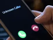 Lelaki Malaysia ditahan di Singapura atas penipuan telco palsu S$21,000