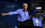 Obama kutuk tembakan di majlis makan malam gala Trump