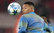 Penyerang Perancis Mbappe cedera hamstring sebelum Piala Dunia