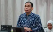 Syahredzan Balas Teguran Bekas Ahli Parlimen Singapura Berkenaan Selat Hormuz