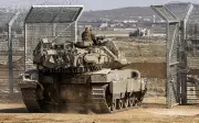 Syria Laporkan Serangan Kereta Kebal Israel Bunuh Lelaki di Selatan