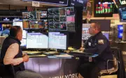 Wall Street Naik Didorong Spekulasi Perang Iran Bakal Tamat