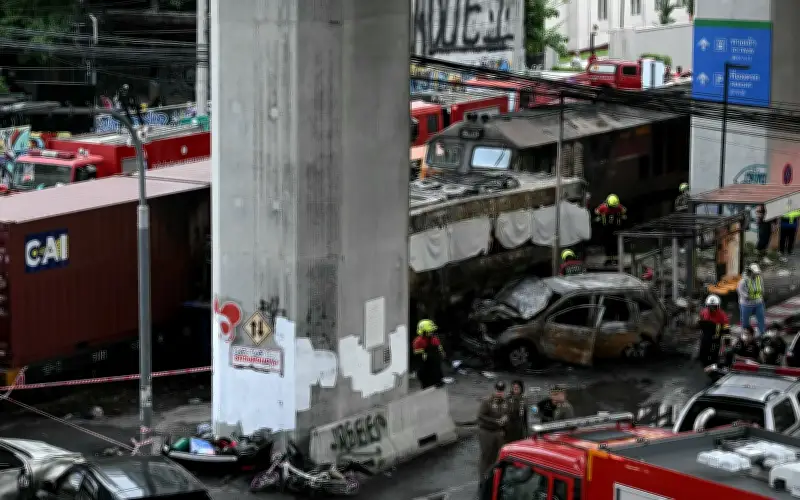 8 maut, 25 cedera dalam perlanggaran kereta api di Bangkok