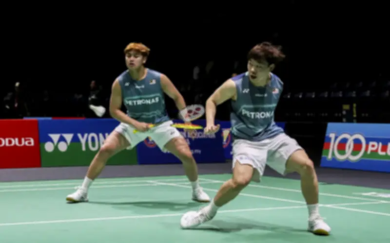Aaron-Khai Xing kalahkan gandingan Indonesia, mara ke suku akhir Terbuka Singapura